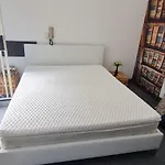 2-level Big Space Near Beach, Bars, Walking Street * Βάρνα