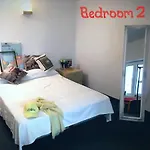 2-level Big Space Near Beach, Bars, Walking Street * Βάρνα
